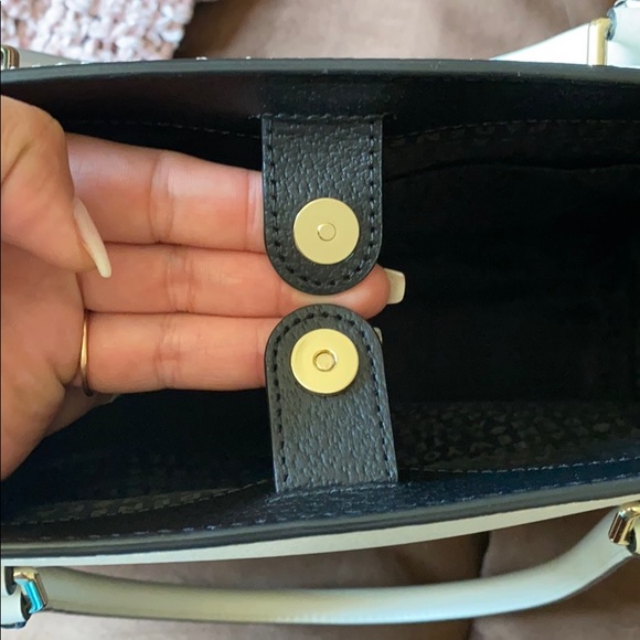 Kate Spade tote - Picture 6 of 10